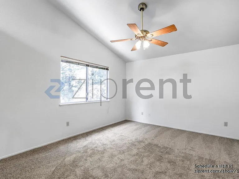 8633 Northam Dr — Photo 7