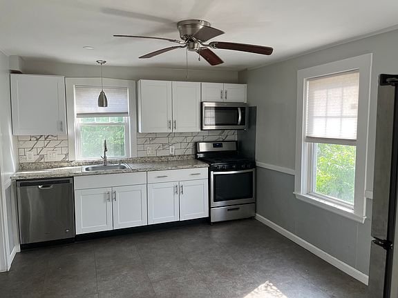 3rd image of 69 Main St #1