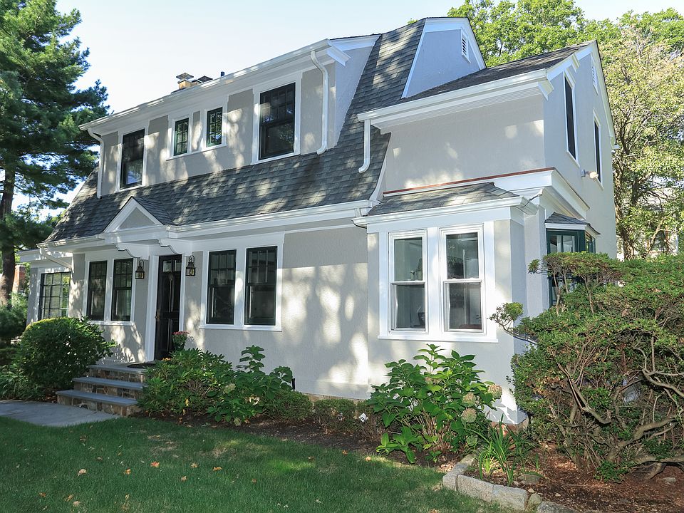 1st image of 33 Concord Ave