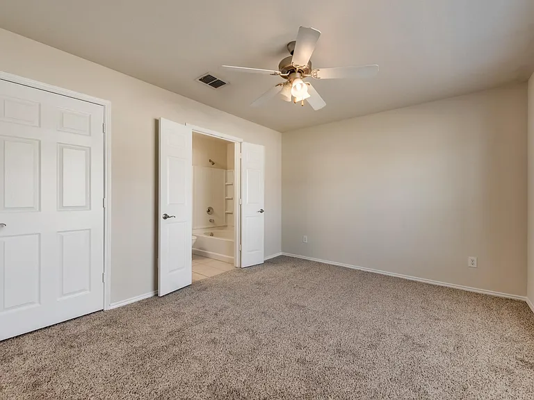 819 Hibiscus Trl — Photo 21