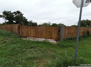 422 G St, San Antonio, TX 78220