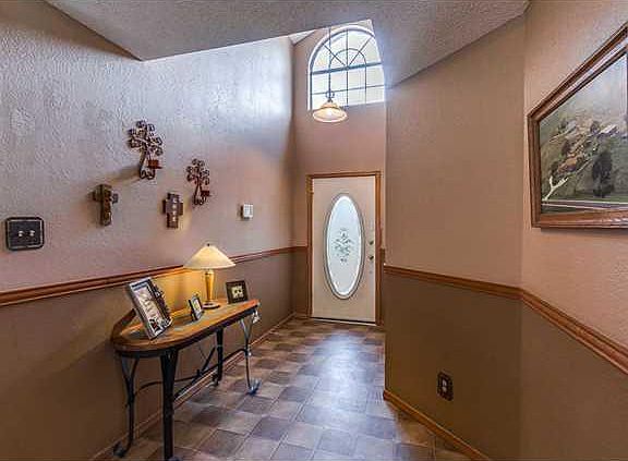 3rd image of 11569 James Grant Dr