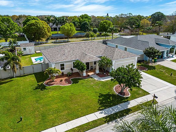 5th image of 3083 Nina Ct