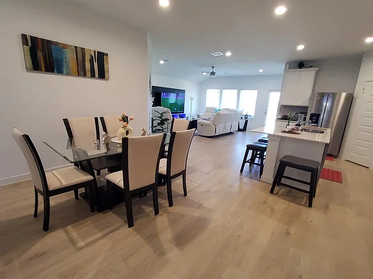 31739 Margaret Woods Ln — Photo 37