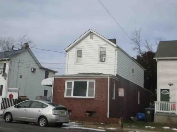 104 2nd St, Woodbridge, NJ 07095