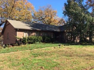 12348 Merion Dr, Kansas City, KS 66109