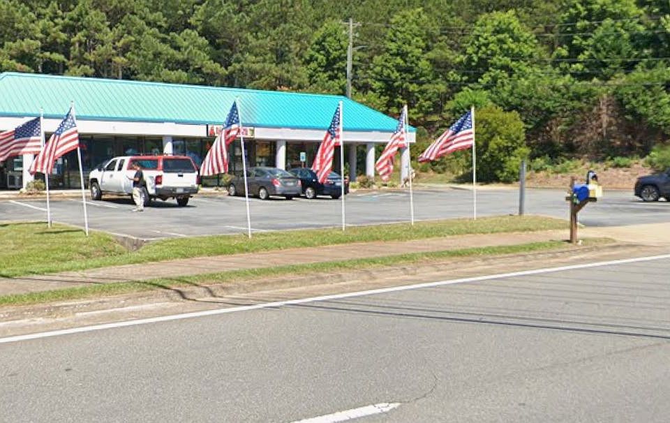 2nd image of 6449 Bells Ferry Rd