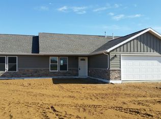 10715 30f St SW, Dickinson, ND 58601