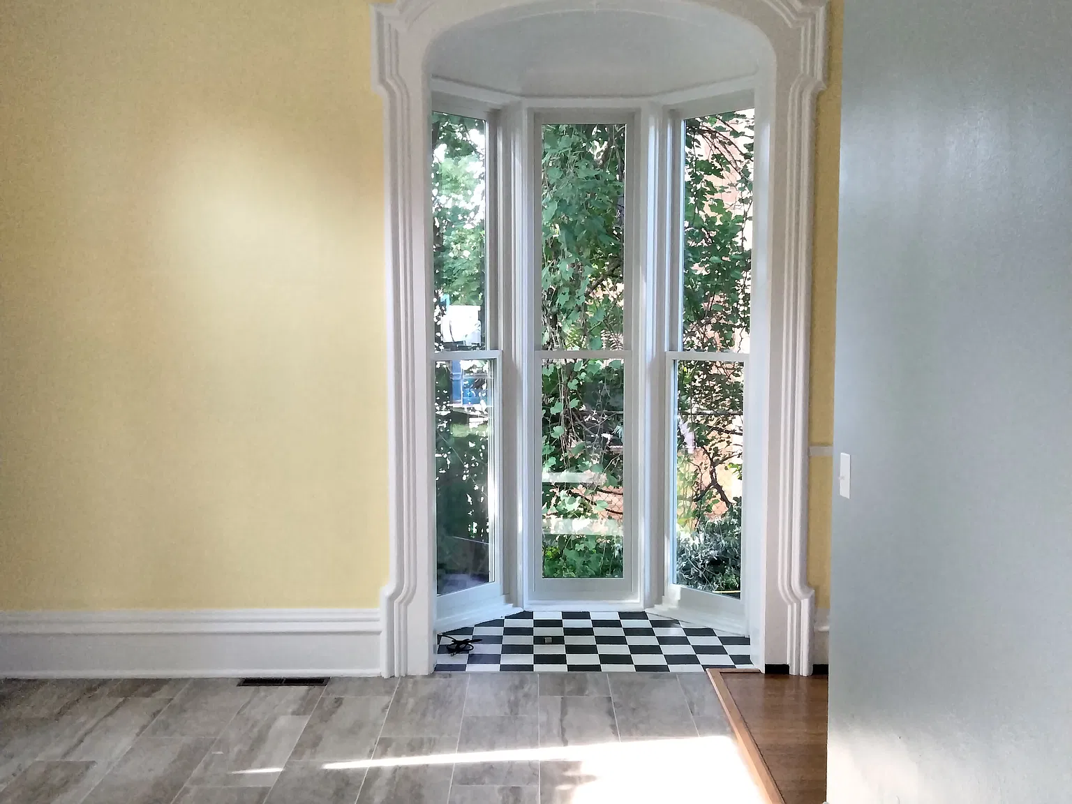 1 bed, $1,100 — Photo 1