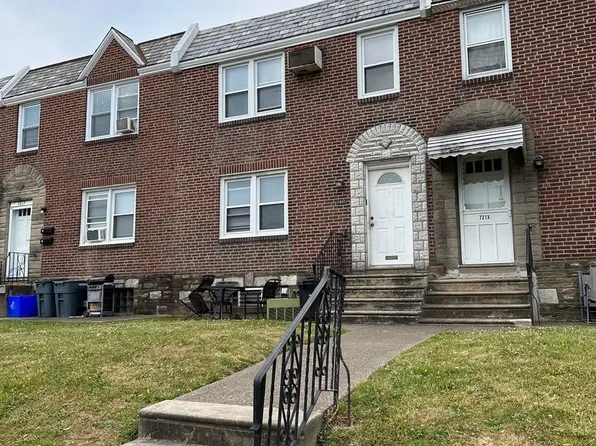 7215 Erdrick St, Philadelphia, PA 19135