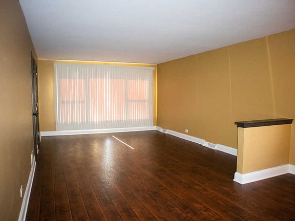 3rd image of 9735 S Avenue J APT 1