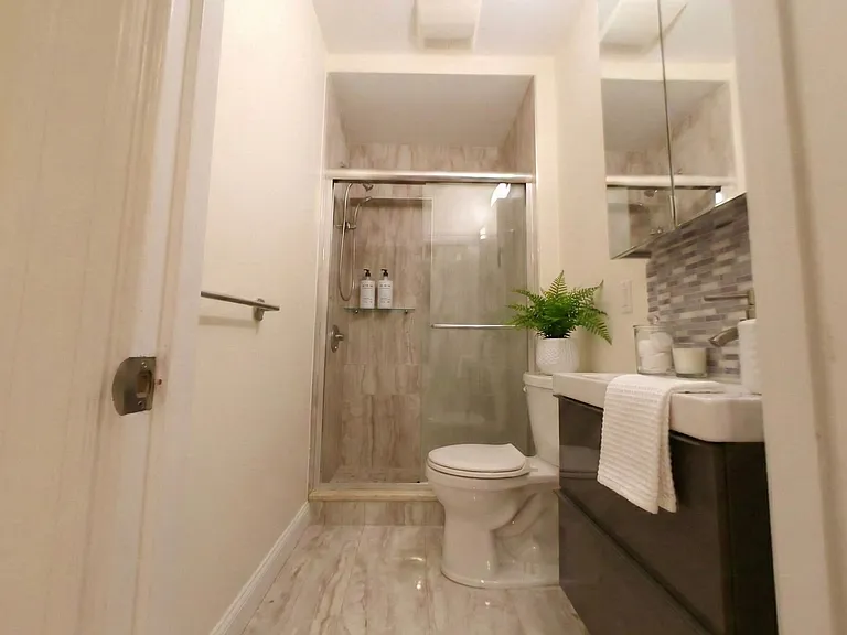 1614 Beacon St #3 — Photo 12