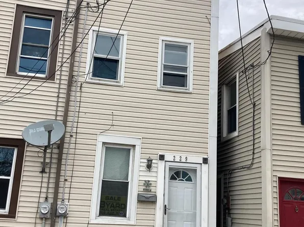 229 Middlesex St #1, Gloucester City, NJ 08030