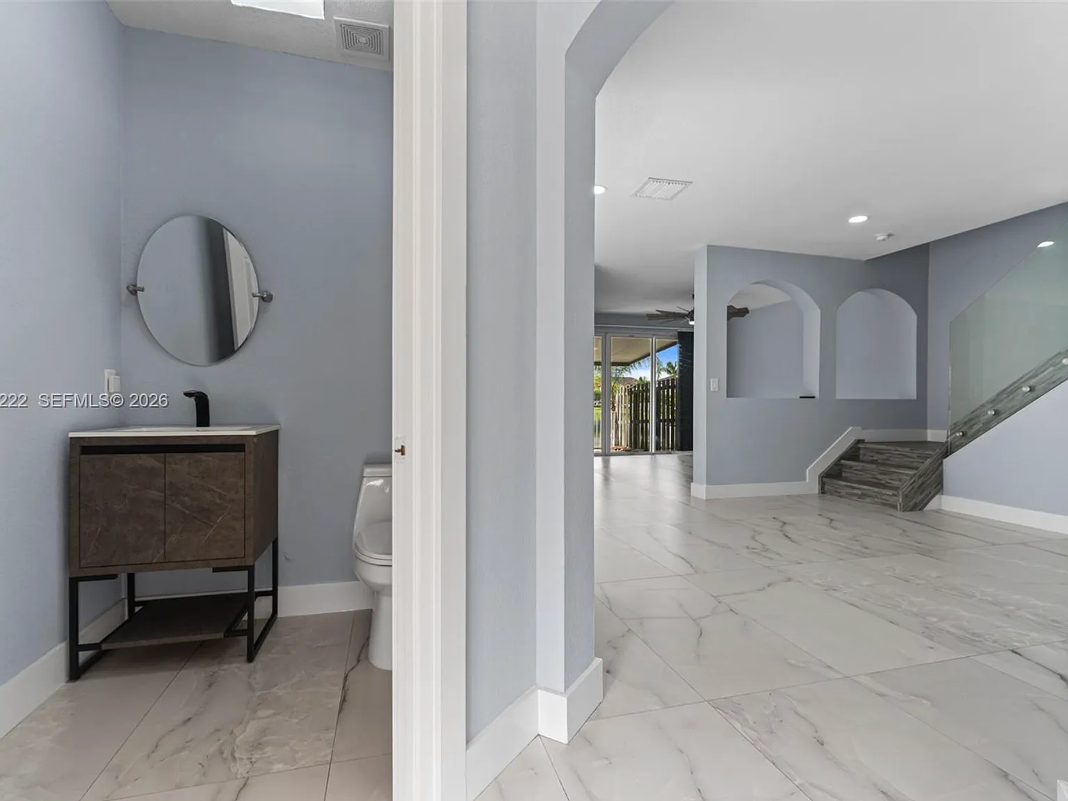 4 bed, 2.5 bath, 1991 sqft, $3,700 — Photo 3
