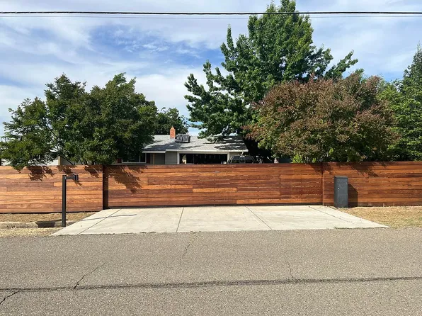 12671 Shorthorn Rd, Wilton, CA 95693