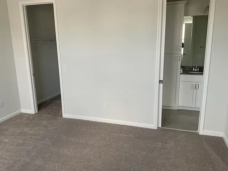 16340 Oakview Dr — Photo 9