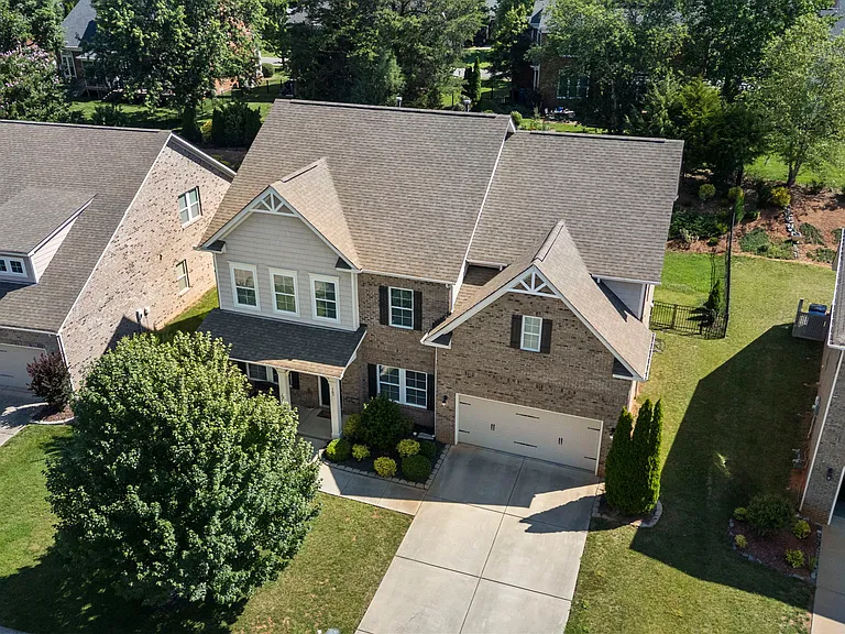 167 Alexandria Dr — Photo 49