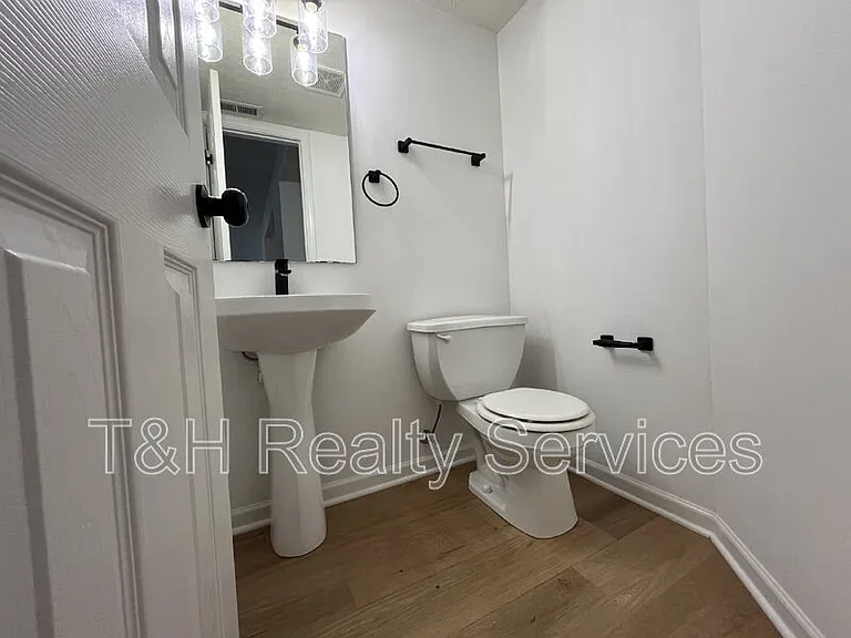 14952 Oak Rd — Photo 18