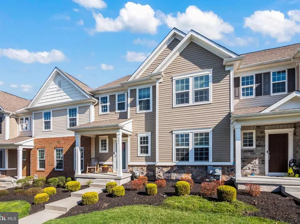 721 Sun Valley Ct, Chester Springs, PA 19425