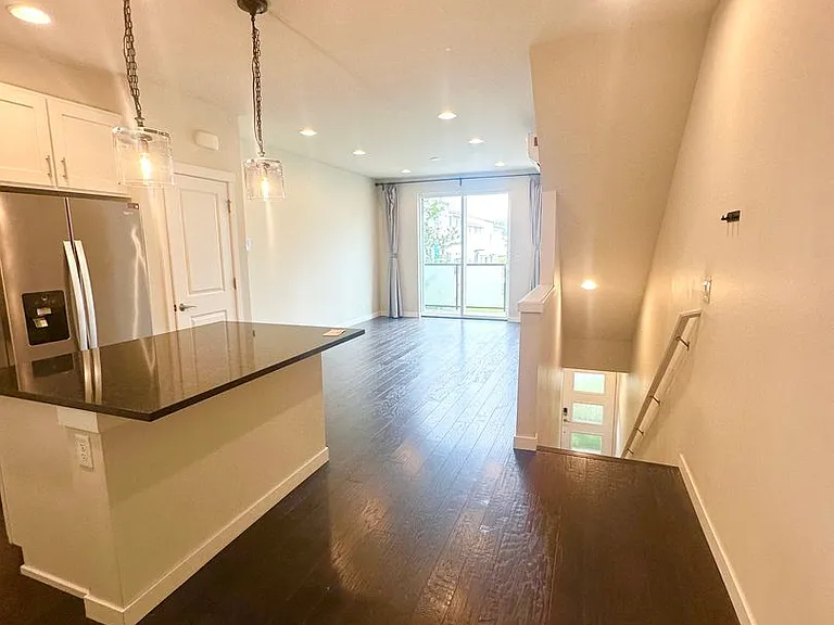 3541 NE 146th Pl — Photo 4