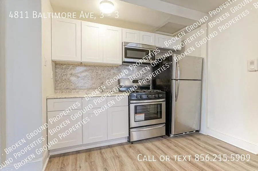 Building Photo - 4811 Baltimore Ave #3