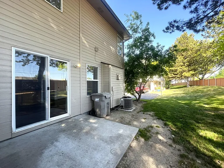 5851 N Cobbler Ln — Photo 41