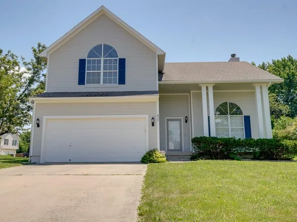 911 Jonathan Ct, Belton, MO 64012