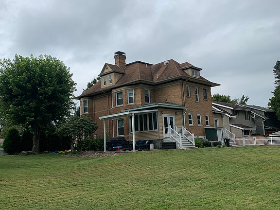 4th image of 330 Muskingum Dr