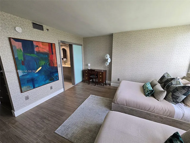 11113 Biscayne Blvd #854 — Photo 22