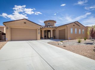 1418 Alamo Dr SE, Rio Rancho, NM 87124