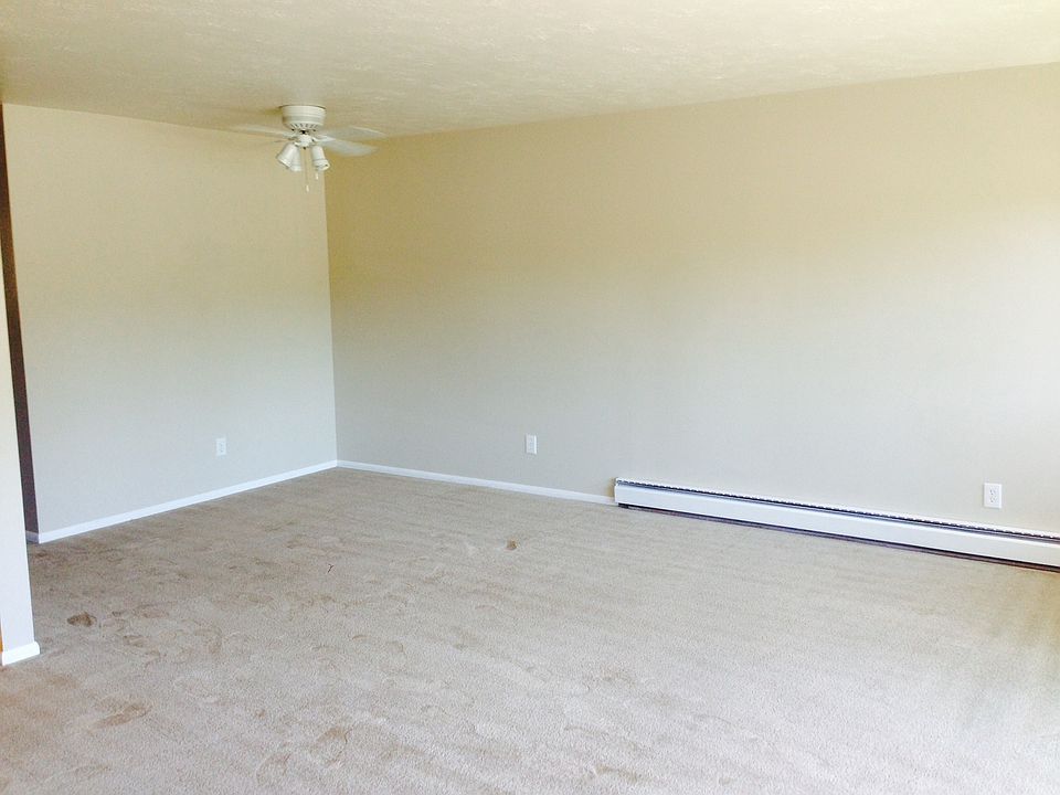2nd image of 4509 SW Vermont St APT 15