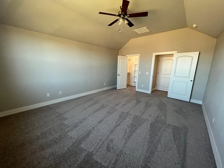 1052 Morra Ave — Photo 21