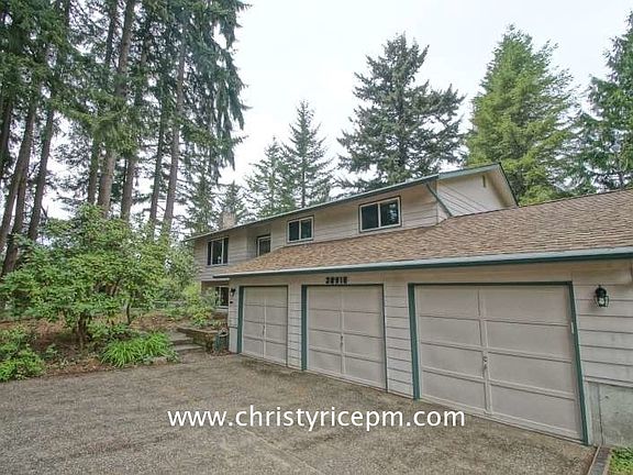 2nd image of 20918 NE 78th St