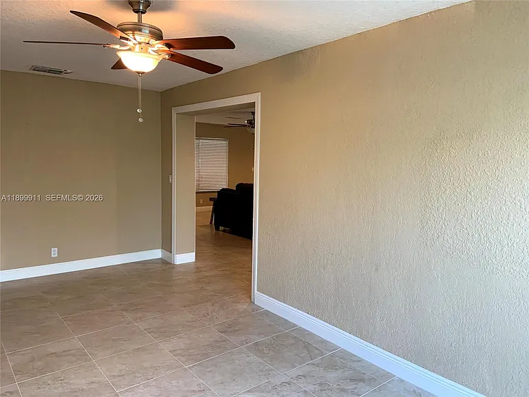 6407 SW 5th St — Photo 14