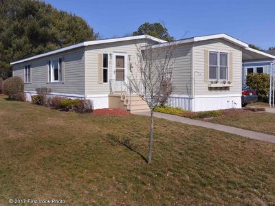 75 Little Pond Rd, South Kingstown, RI, 02879