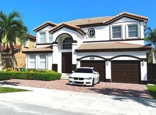 14043 SW 153rd Ter, Miami, FL 33177