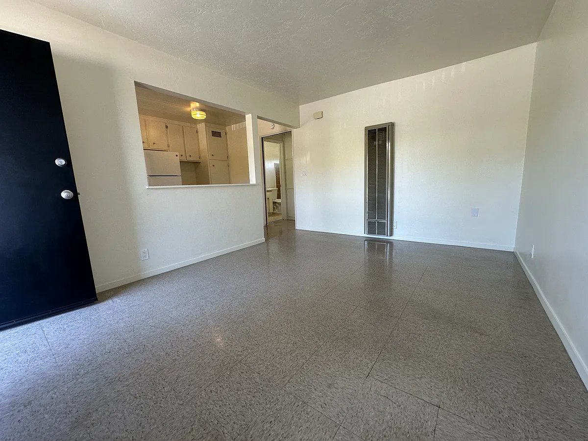Building Photo - 1107 E Foothill Blvd