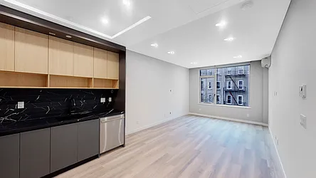 Rented by JB Mac Real Estate Inc.