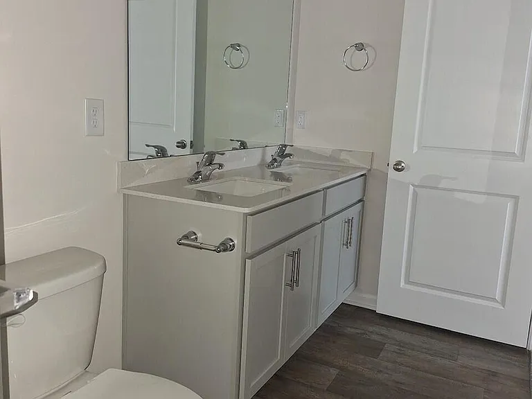 3200 Tatlock Way #E — Photo 10