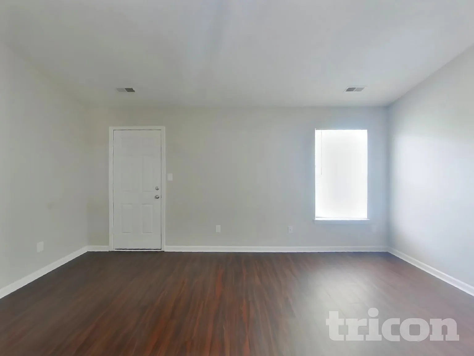 1424 Round Lake Road Greenwood IN — Photo 3