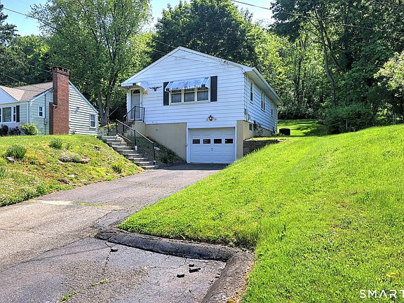 2nd image of 212 Swain Avenue