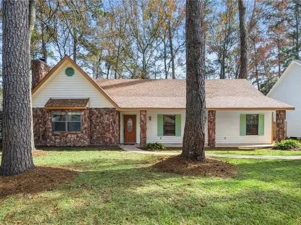 307 Goldenwood St, Mandeville, LA 70448