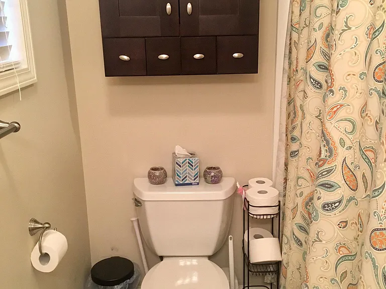 605 Pike St #201-B — Photo 8