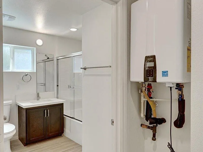 Property Photo - 23788 Hemlock Avenue Avenueunit #21