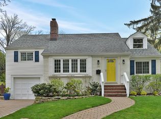 35 Chestnut Hill Pl, Glen Ridge, NJ 07028