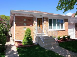 3222 N Pioneer Ave, Chicago, IL