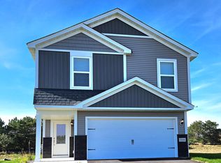 39671 Fallbrook Ave, North Branch, MN 55056