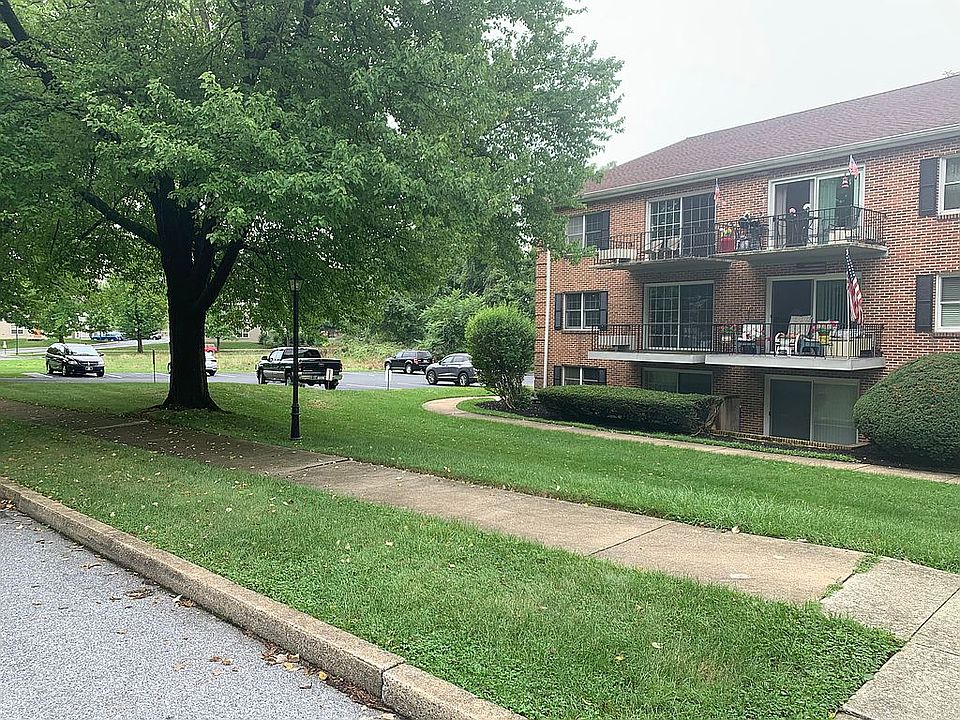 2nd image of 700 Nailor Dr APT 304