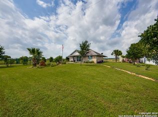 2840 Bylerpool Rd, Kingsbury, TX 78638
