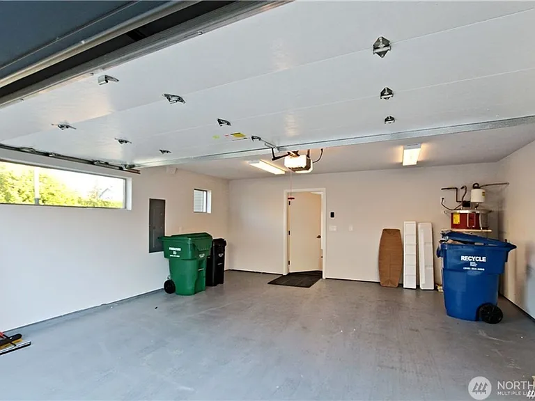 5207 S Willow St — Photo 31
